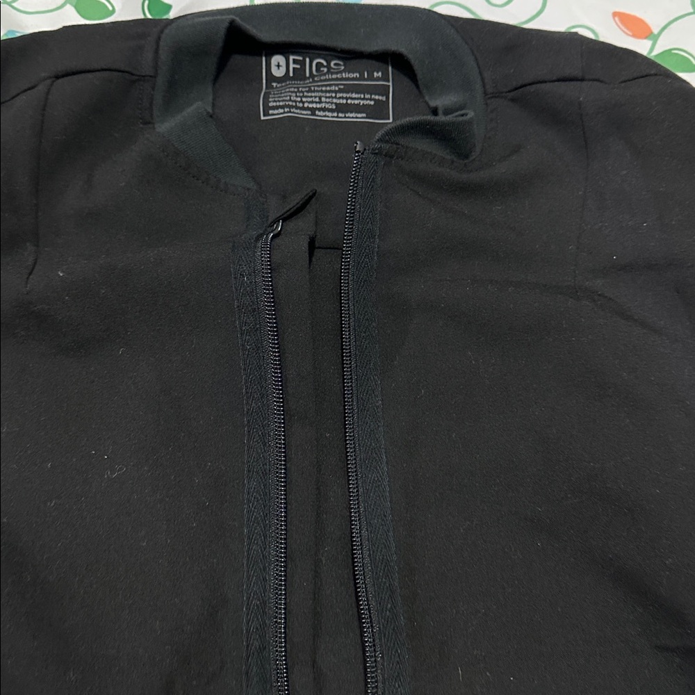 Figs Black Technical Collection Jacket - image 4